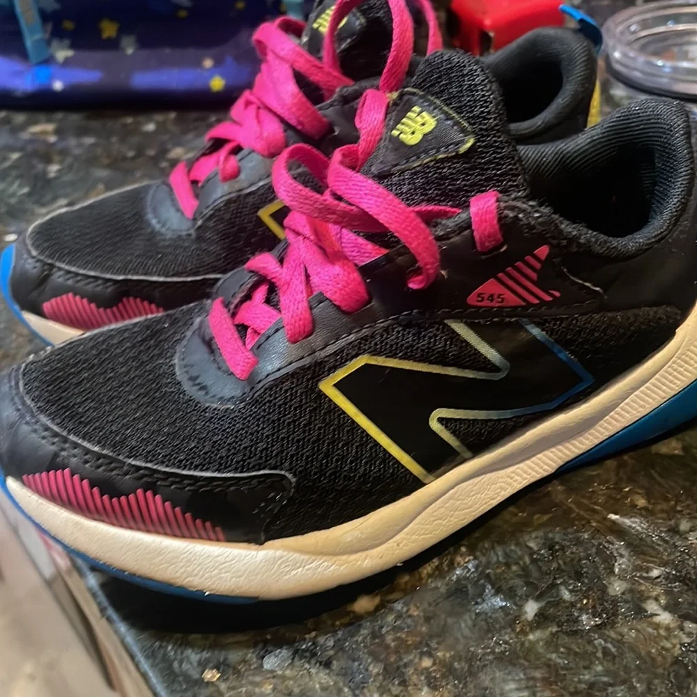 New Balance DynaSoft Sneakers!  12.5c
